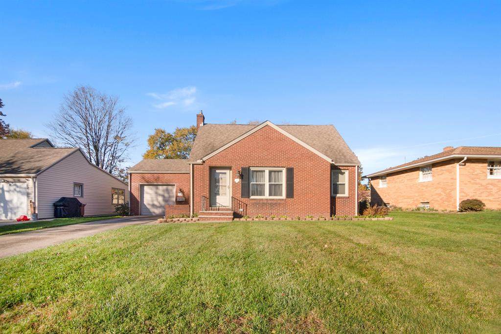 749 Delverne Avenue - Photo 1