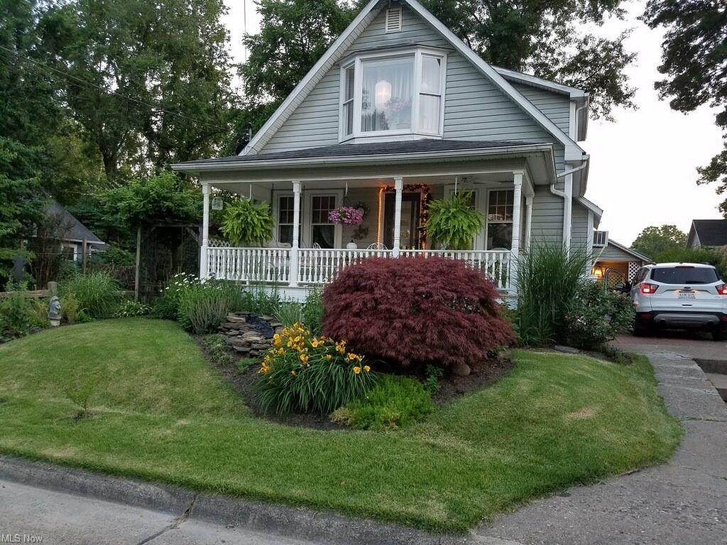 1208 28th Street - Photo 1