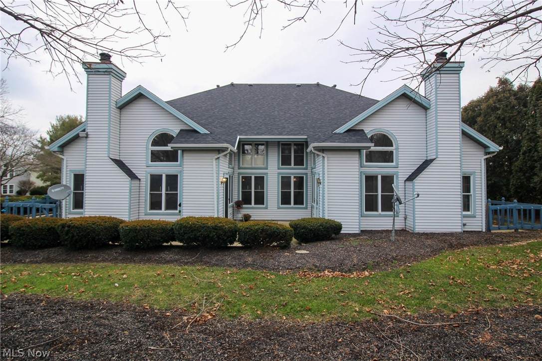 7493 Huntington Drive - Photo 1