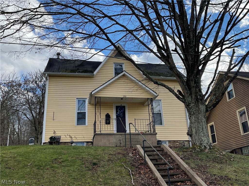 292 Smith Avenue - Photo 1