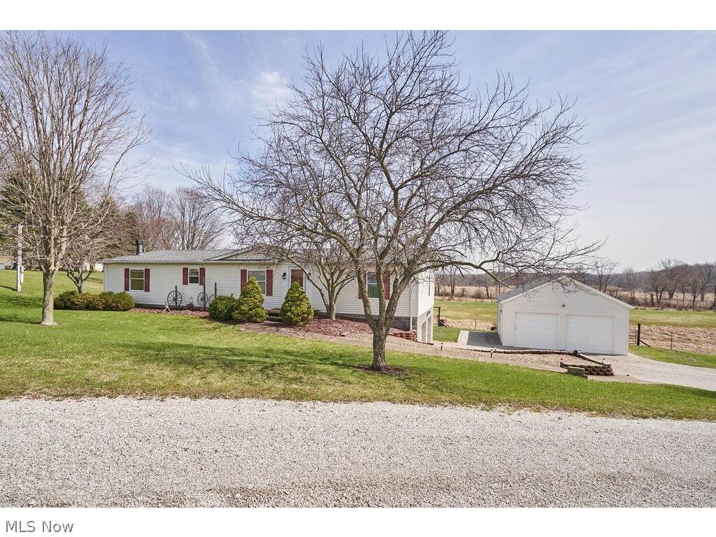 3845 State Road - Photo 1