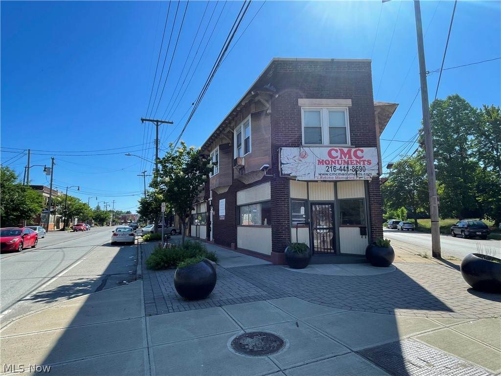 15300 Waterloo Road - Photo 1