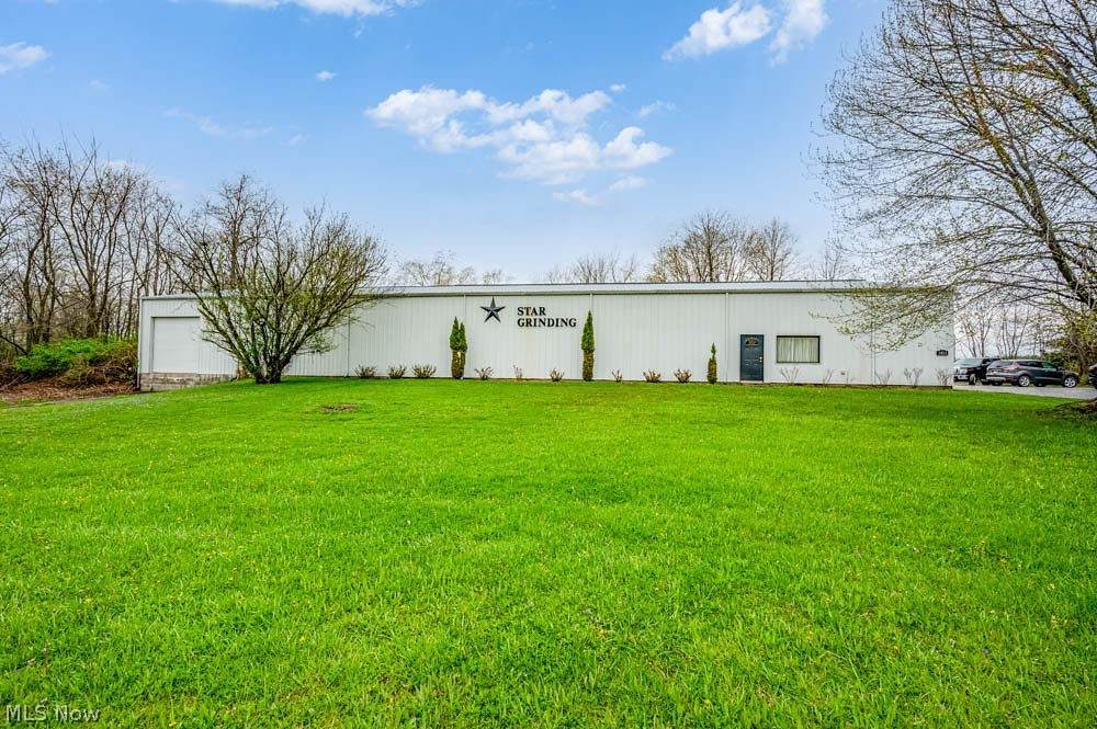 1432 Quaker Circle - Photo 1