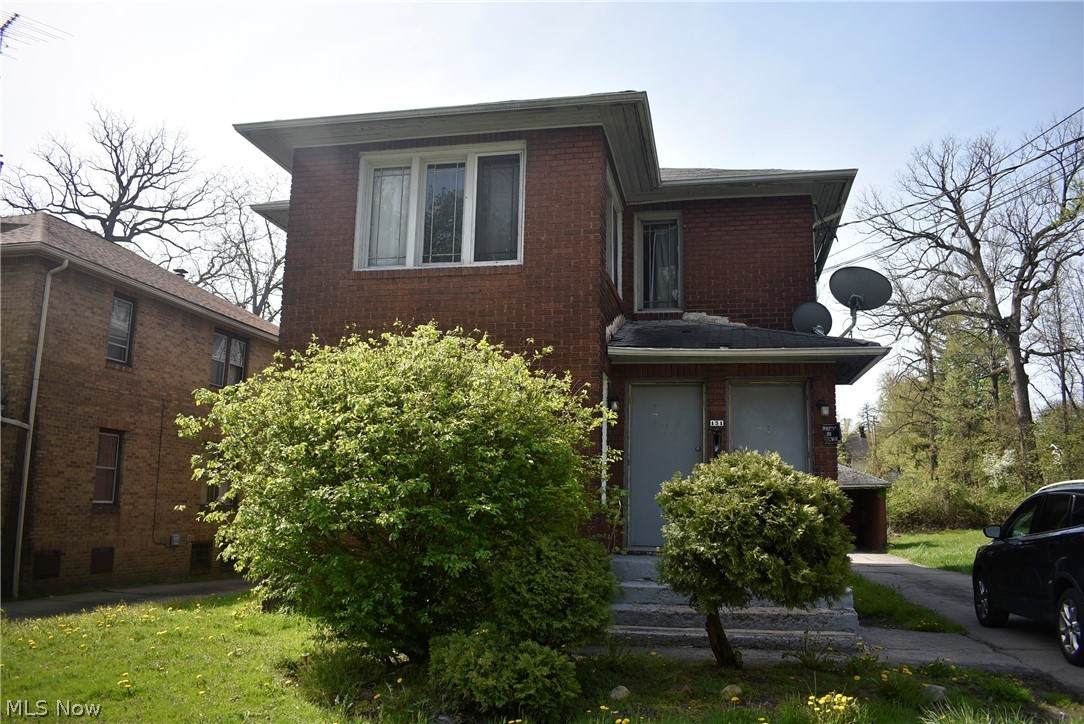 149 Dennick Avenue - Photo 1