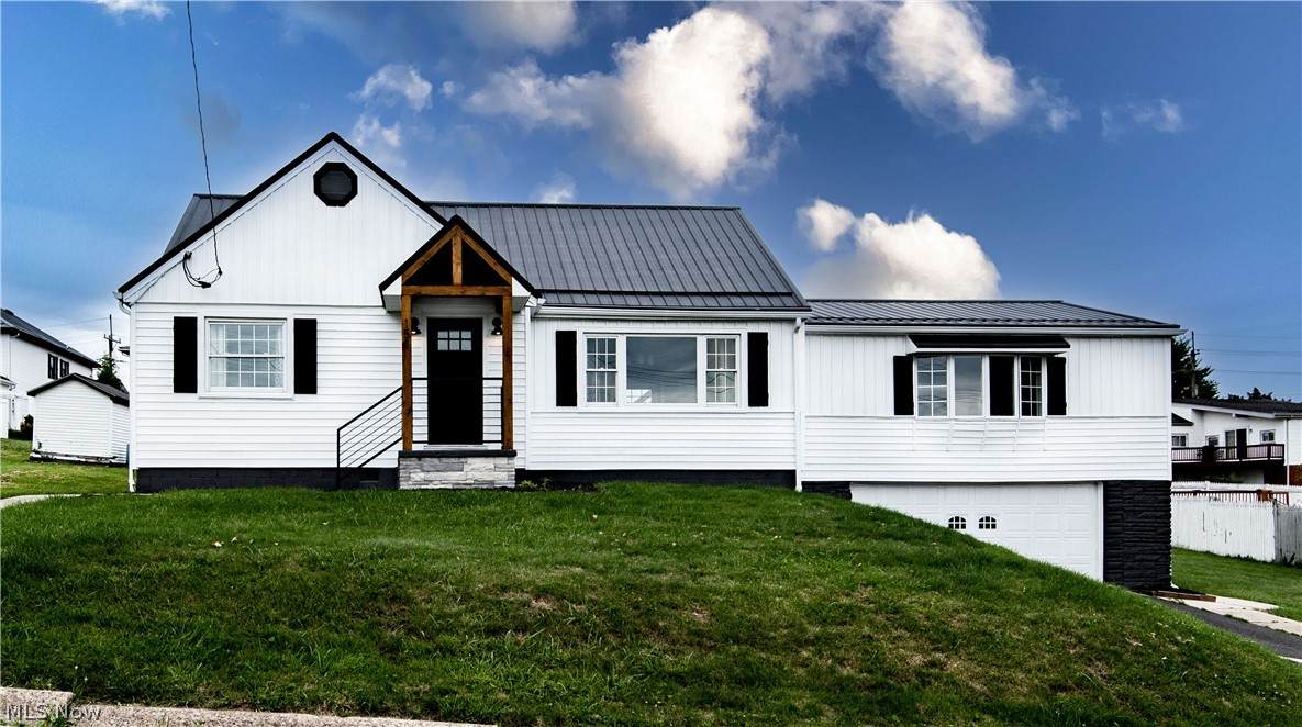 151 Pike Street - Photo 1