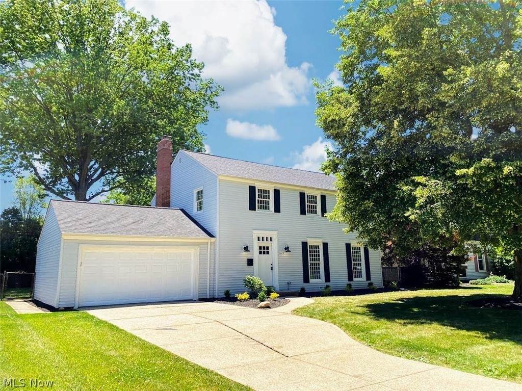 23643 Stoneybrook Drive - Photo 1