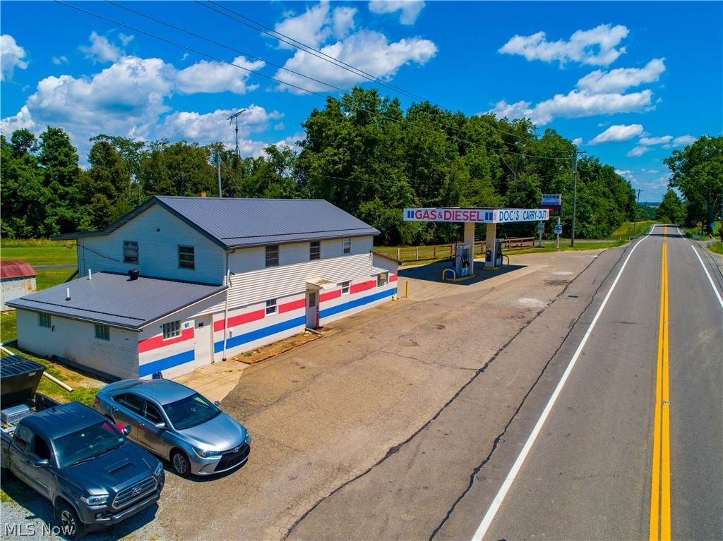 73500 Flushing New Athens Road - Photo 1