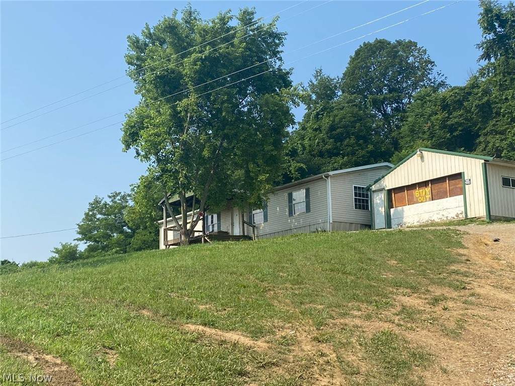9149 Center Road - Photo 1