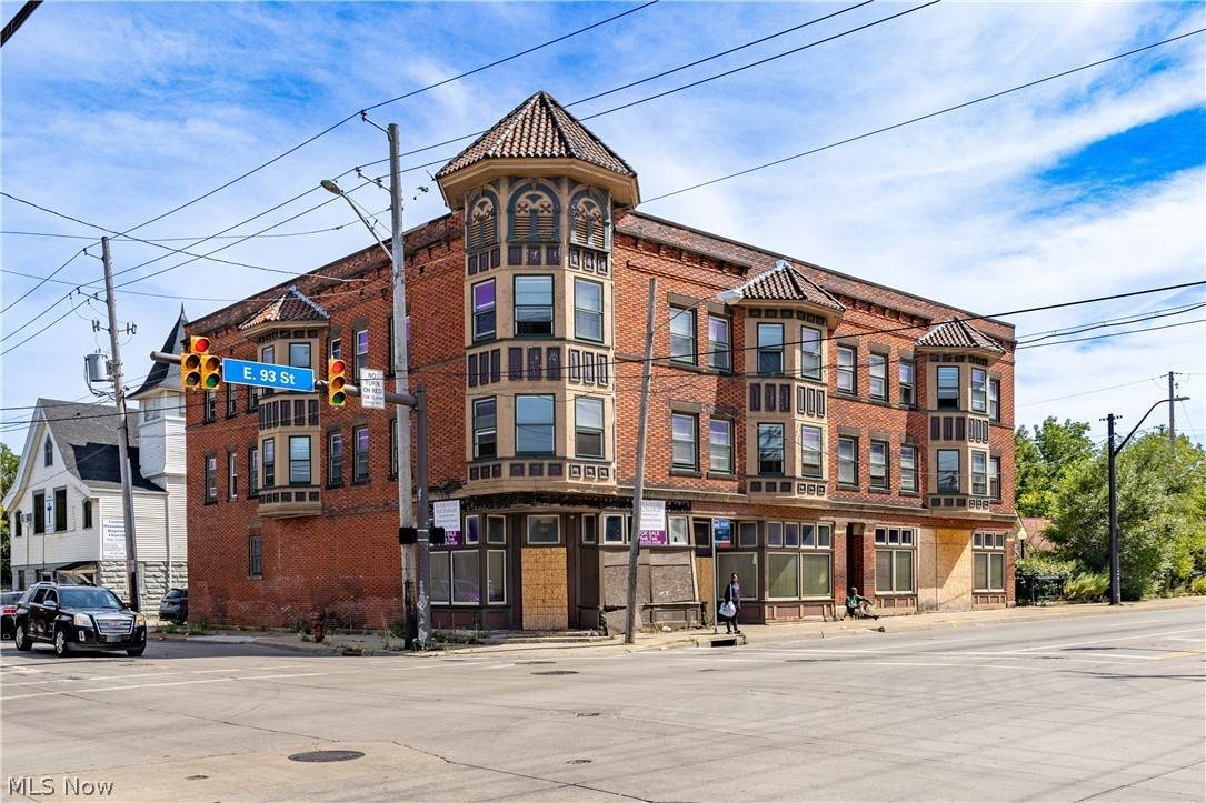 3501 93rd Street - Photo 1