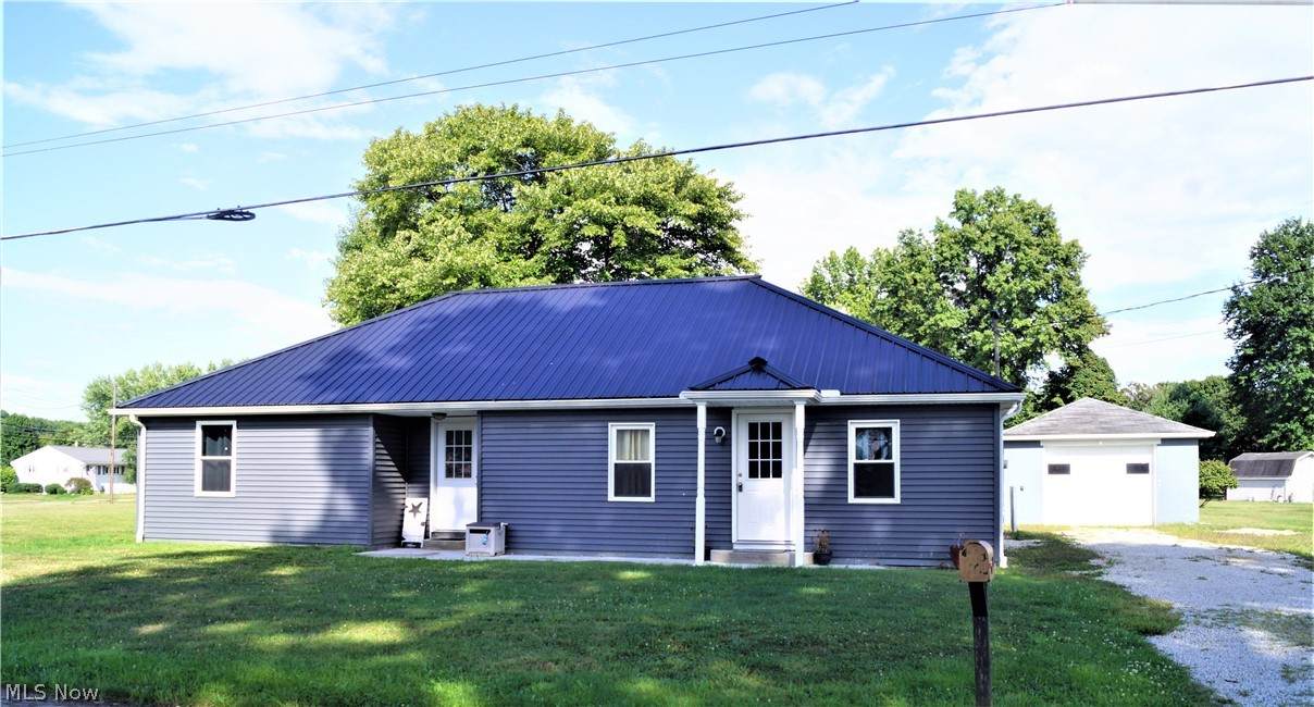 612 Harrison Street - Photo 1