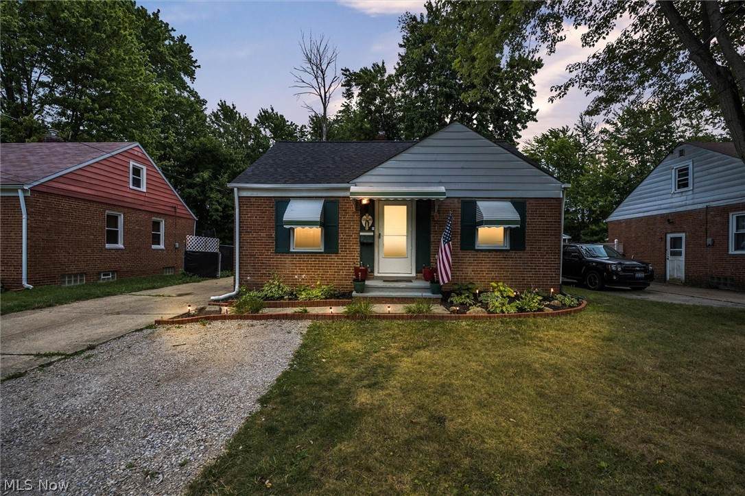 393 Lucille Avenue - Photo 1