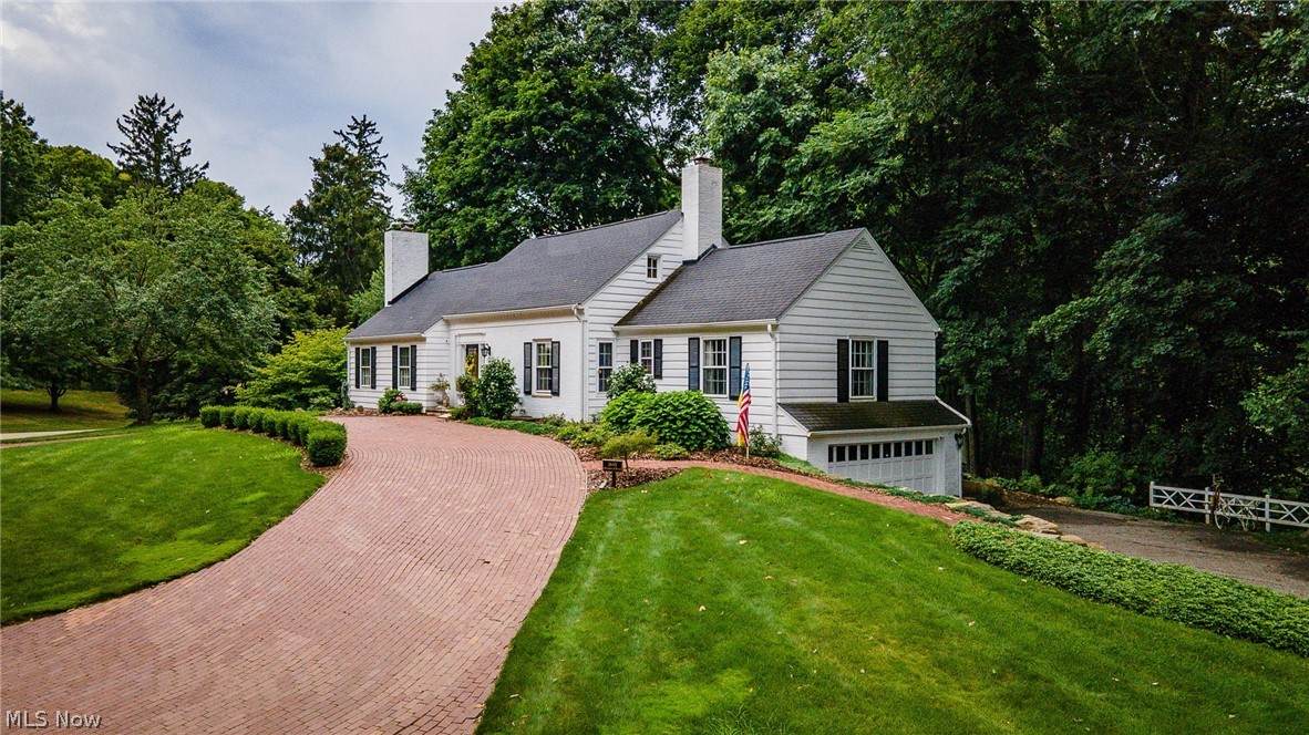 2643 Brentwood Road - Photo 1