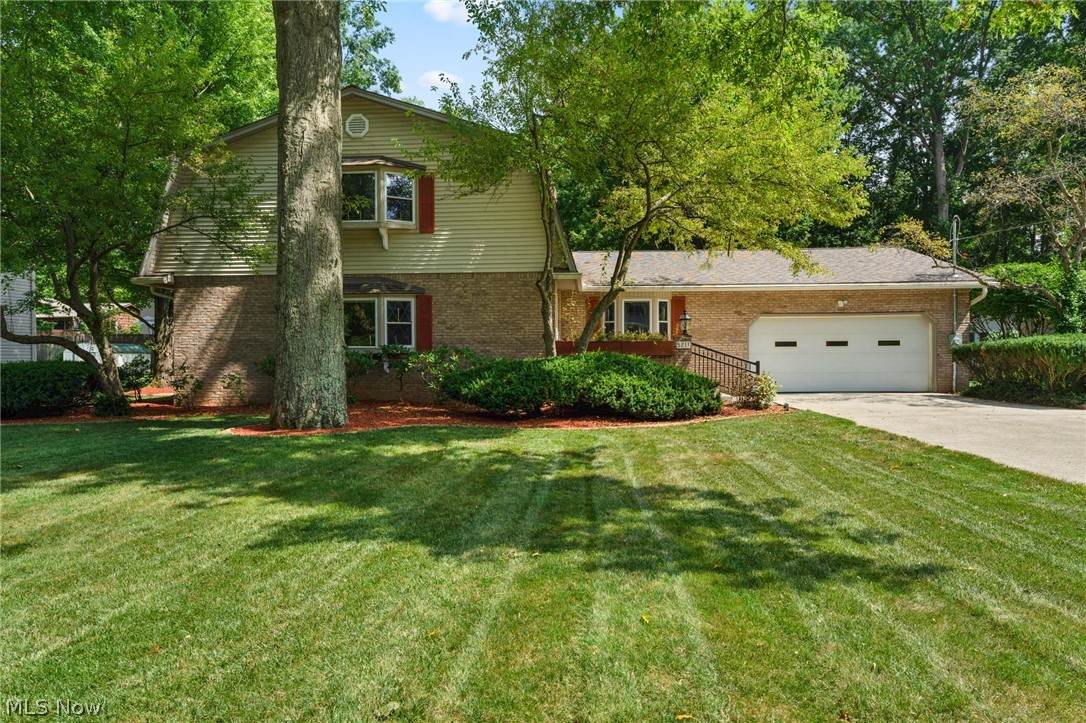 5211 Sampson Drive - Photo 1