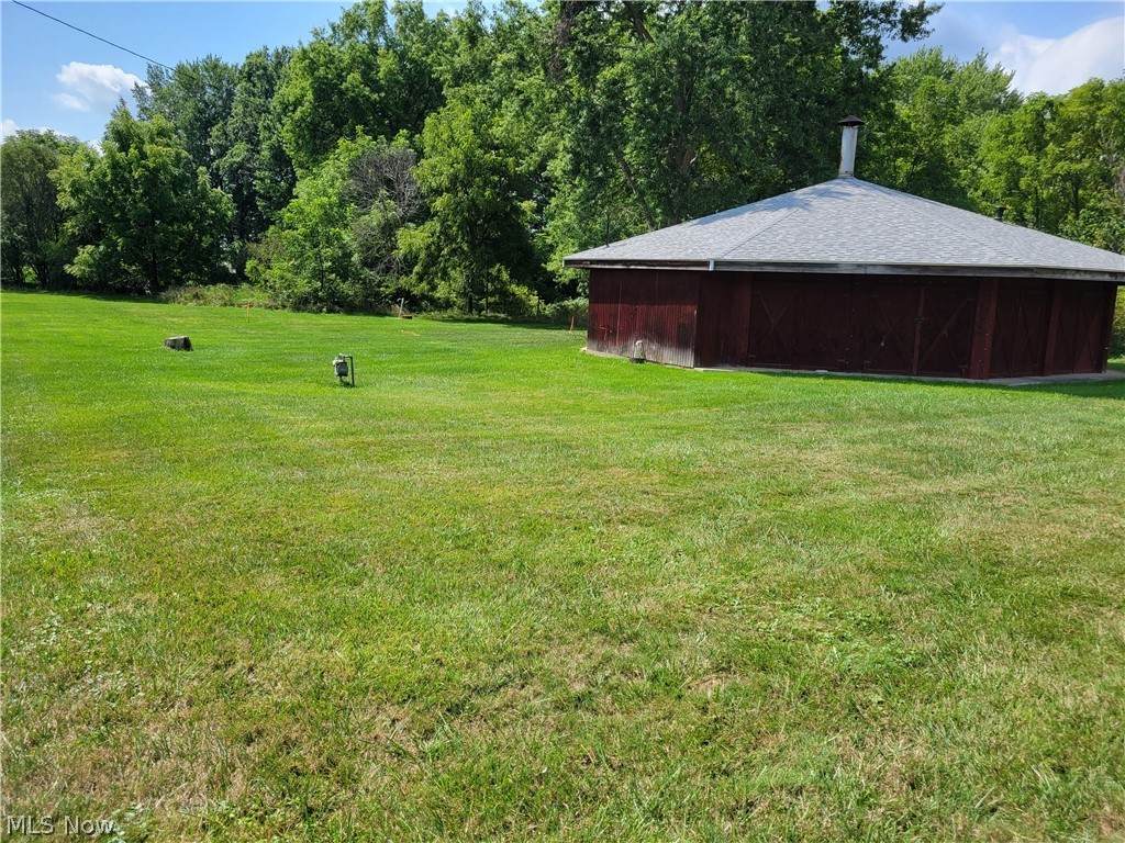 8590 Hitchcock Road - Photo 1