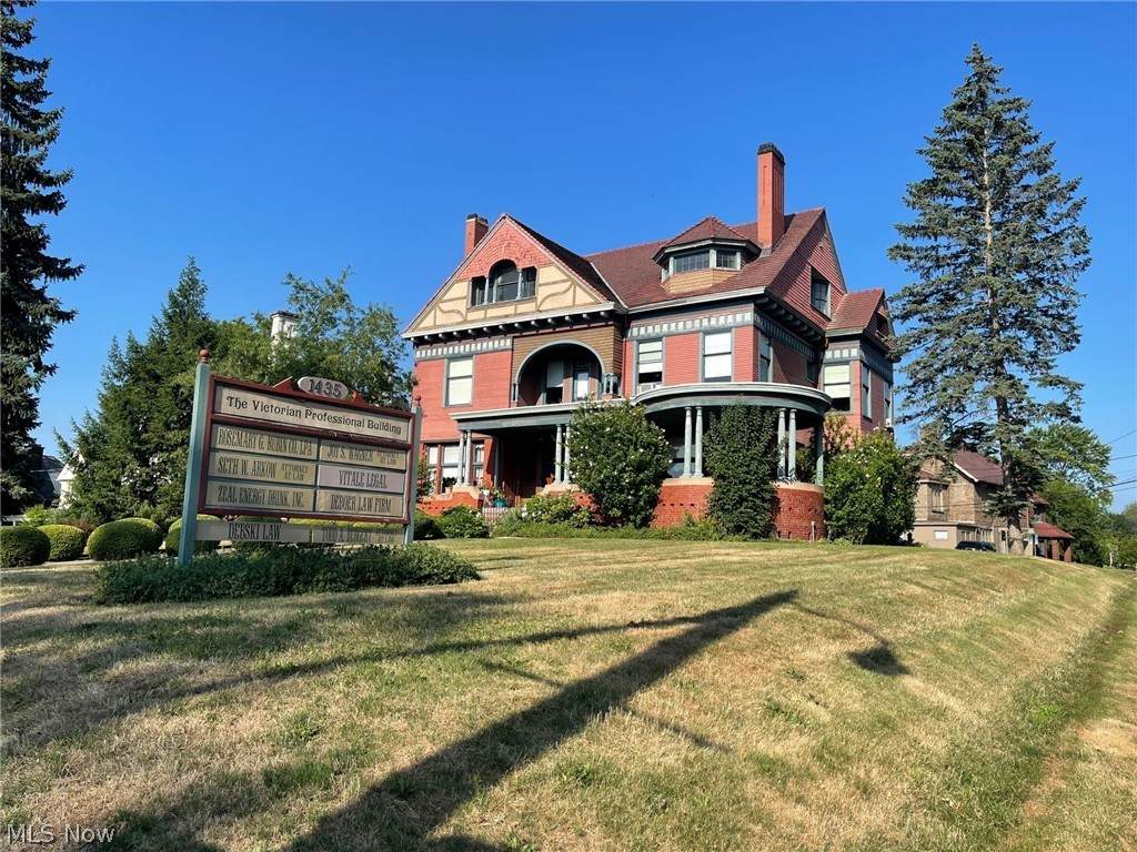 1435 Market Avenue - Photo 1