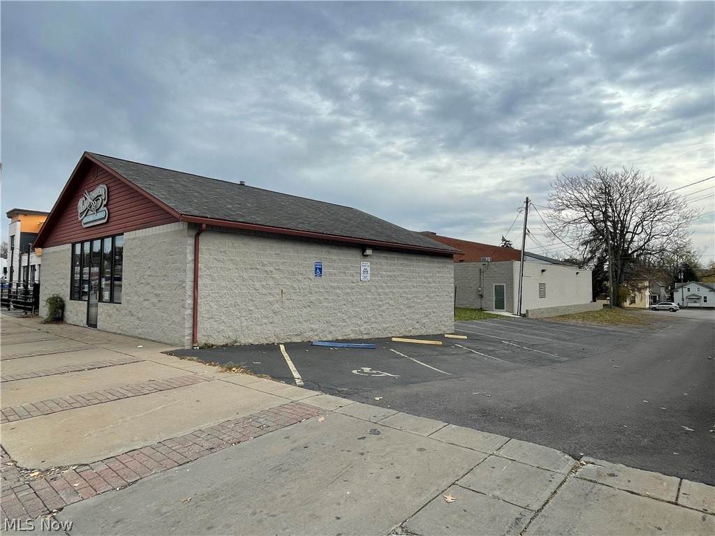 333 Liberty Street - Photo 1