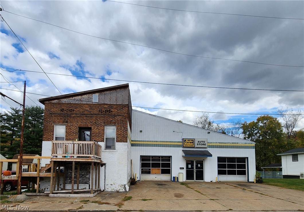 105 Jay Street - Photo 1