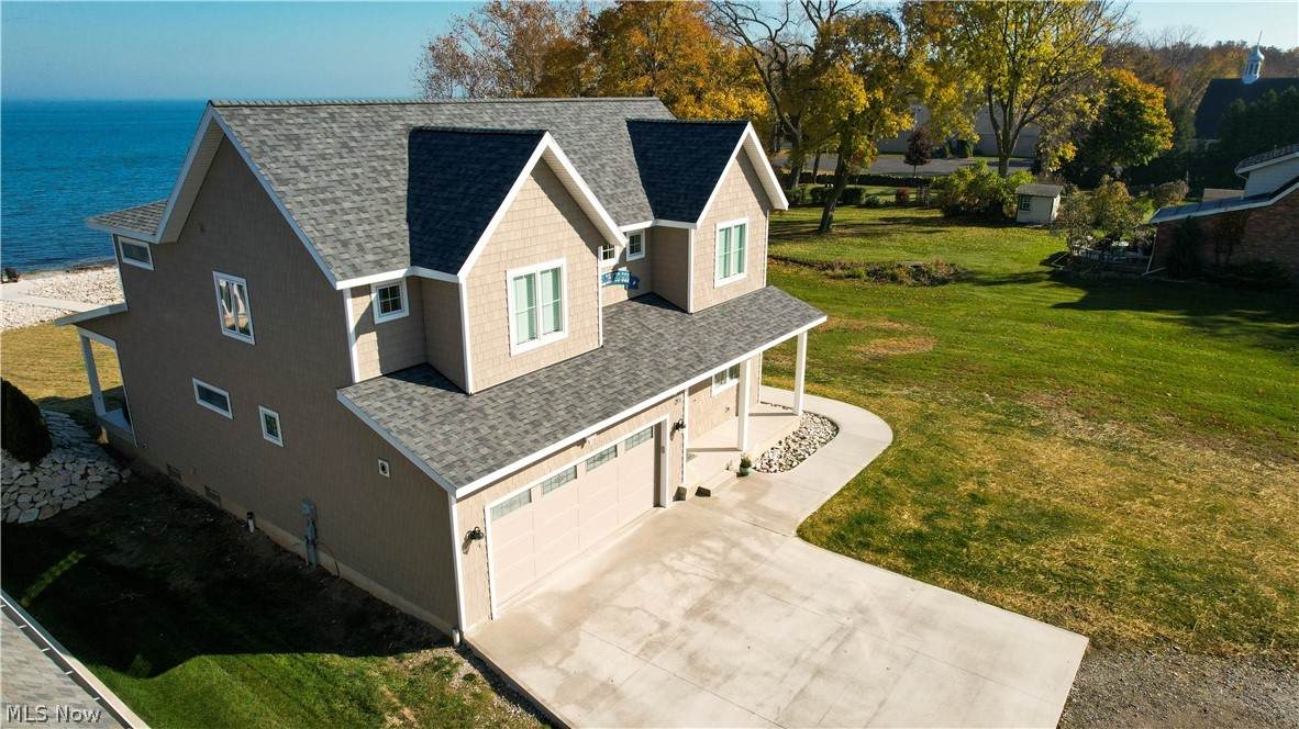 421 Main Street - Photo 1