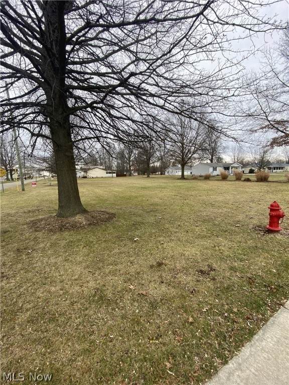 Gloria Avenue - Photo 1
