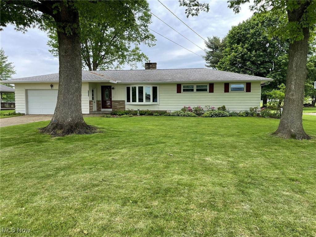 9174 Emerson Road - Photo 1