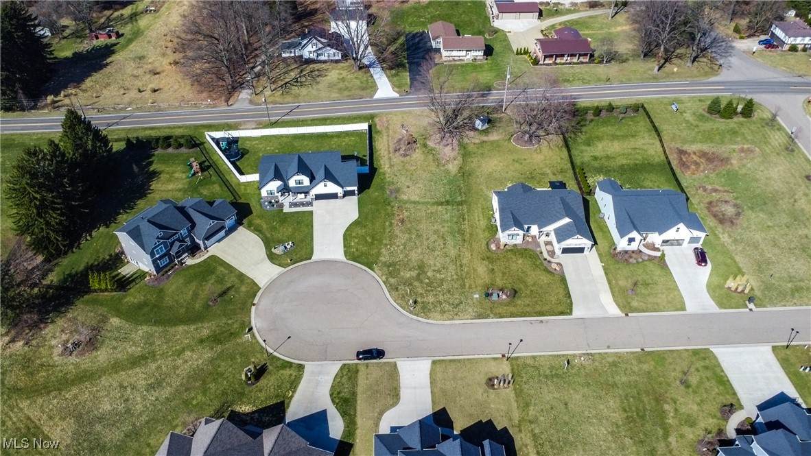 5727 Shadow Ridge Circle - Photo 1