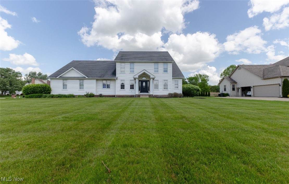 5420 Cloisters Drive - Photo 1