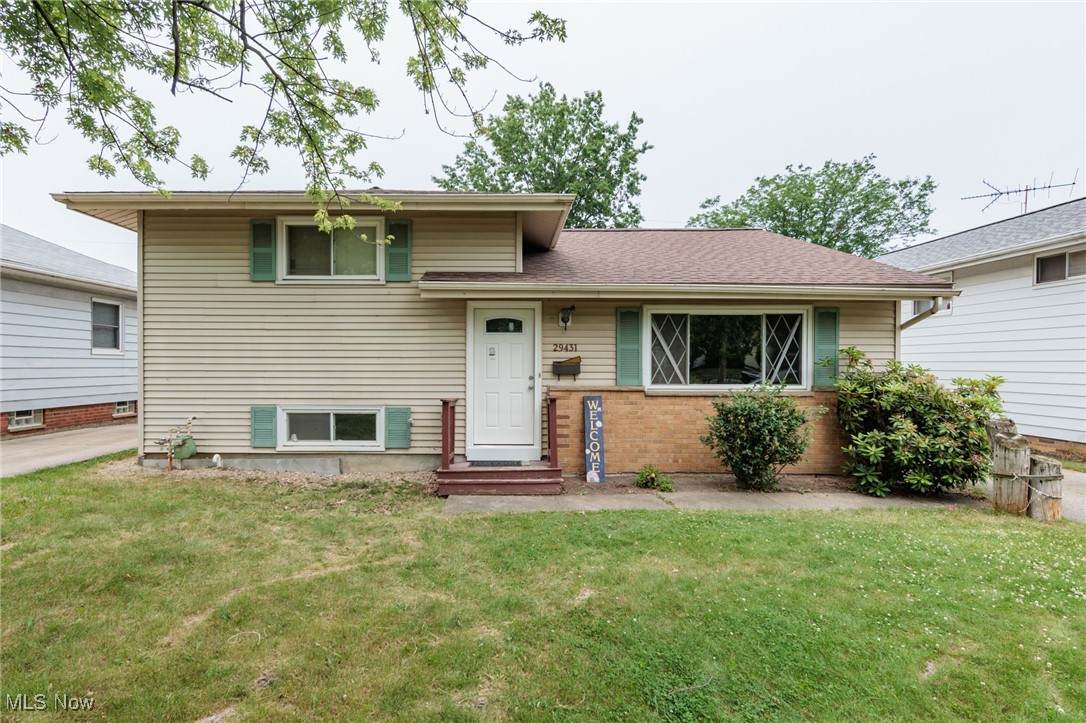 29431 Fairway Boulevard - Photo 1