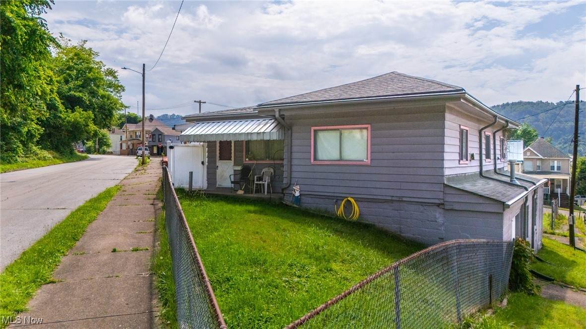 600 Zane Highway - Photo 1