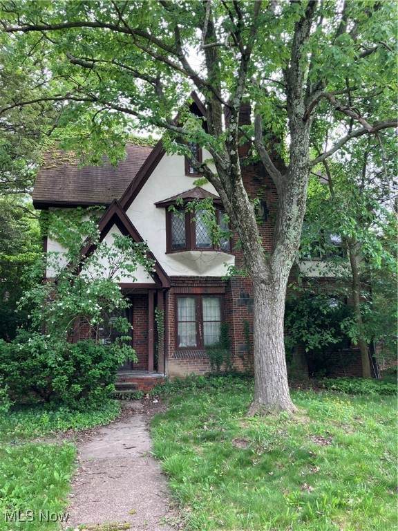 2988 Ludlow Road - Photo 1