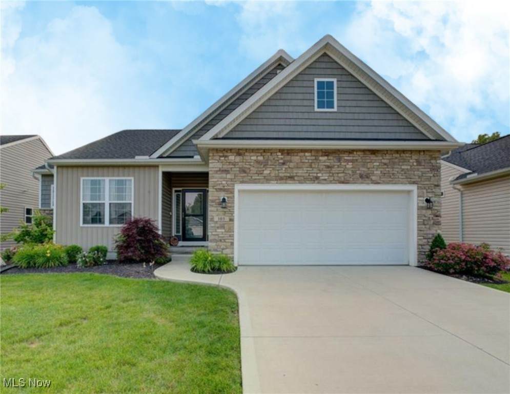 105 Spring Drive - Photo 1