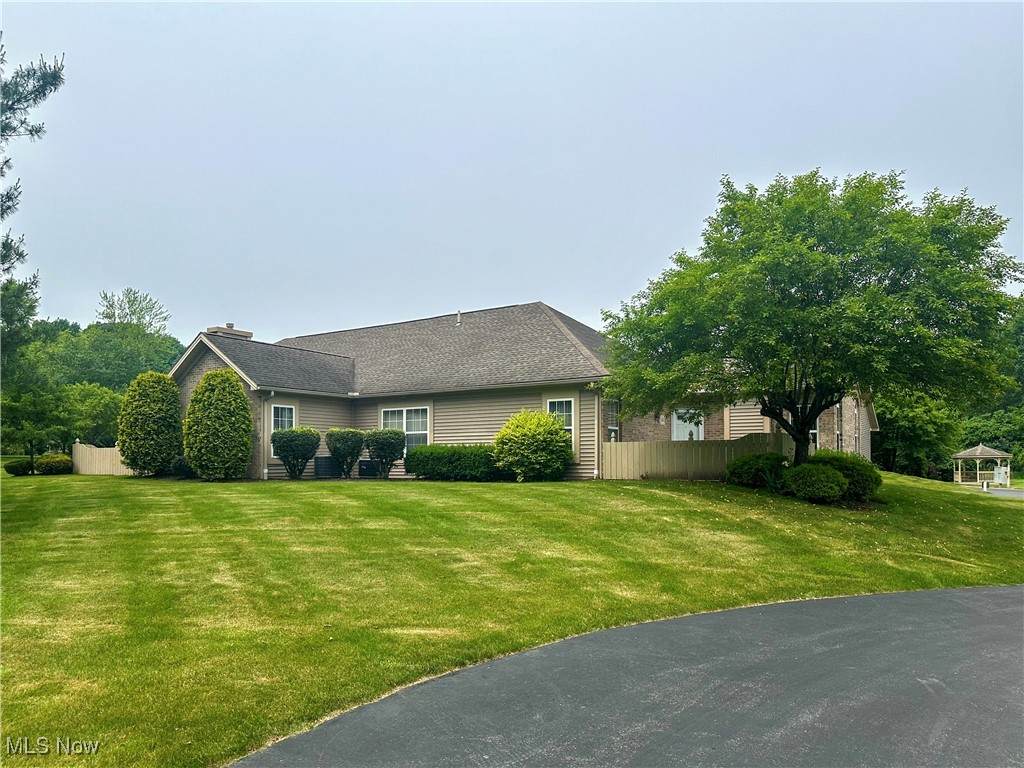 203 Willow Brook Drive - Photo 1