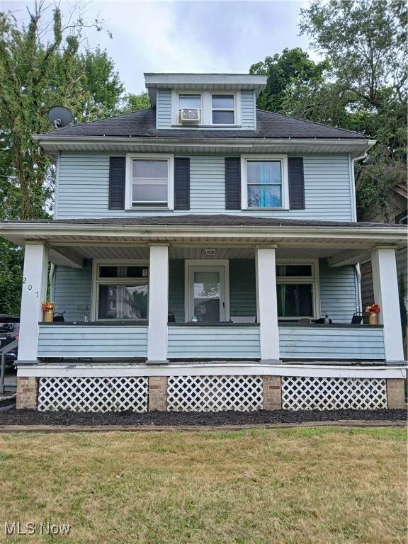 207 Lucius Avenue - Photo 1