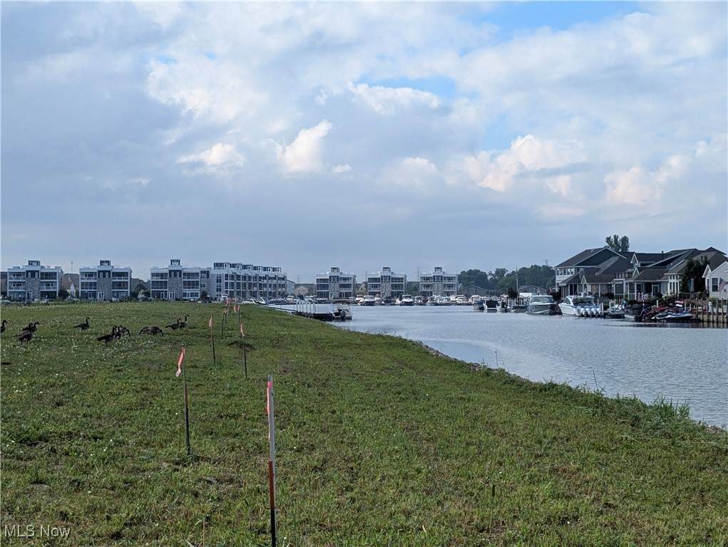 2324 Yacht Club Lane - Photo 1