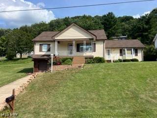 216 Liberty Avenue - Photo 1