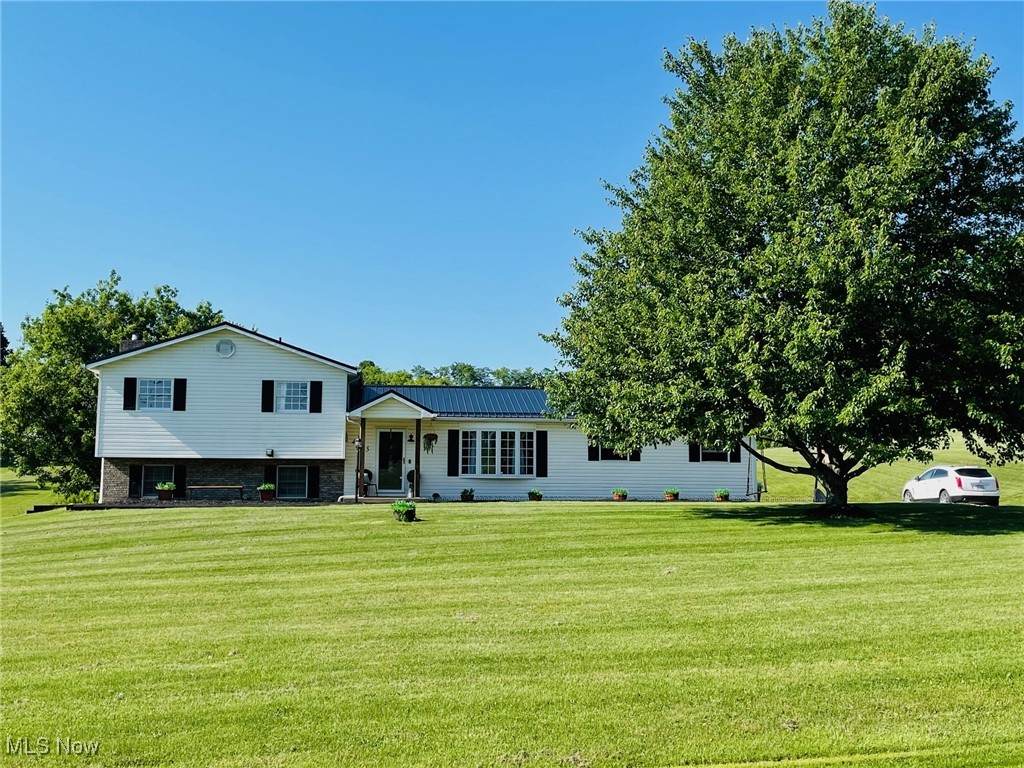 435 Township Road 378 - Photo 1