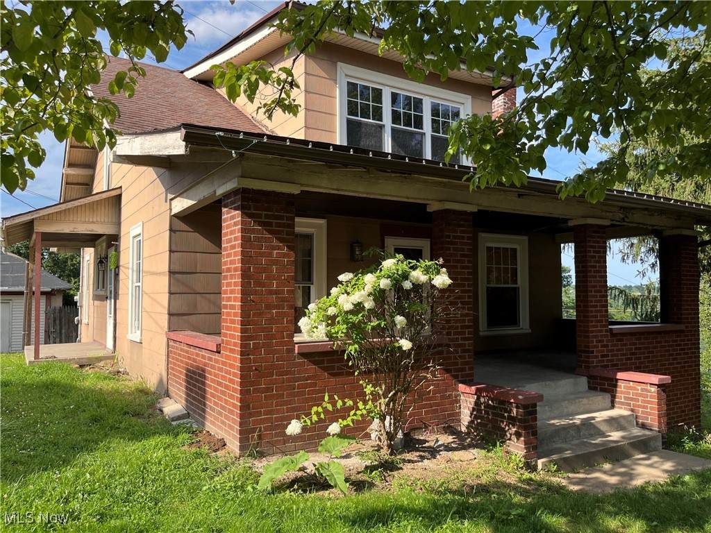 41 Ridge Avenue - Photo 1