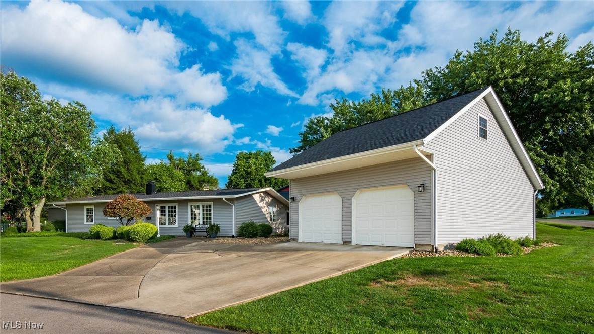 1630 Marion - Photo 1