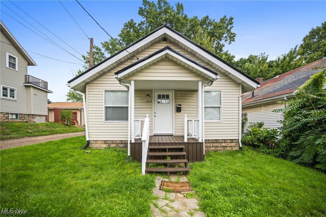 1517 16th Street - Photo 1