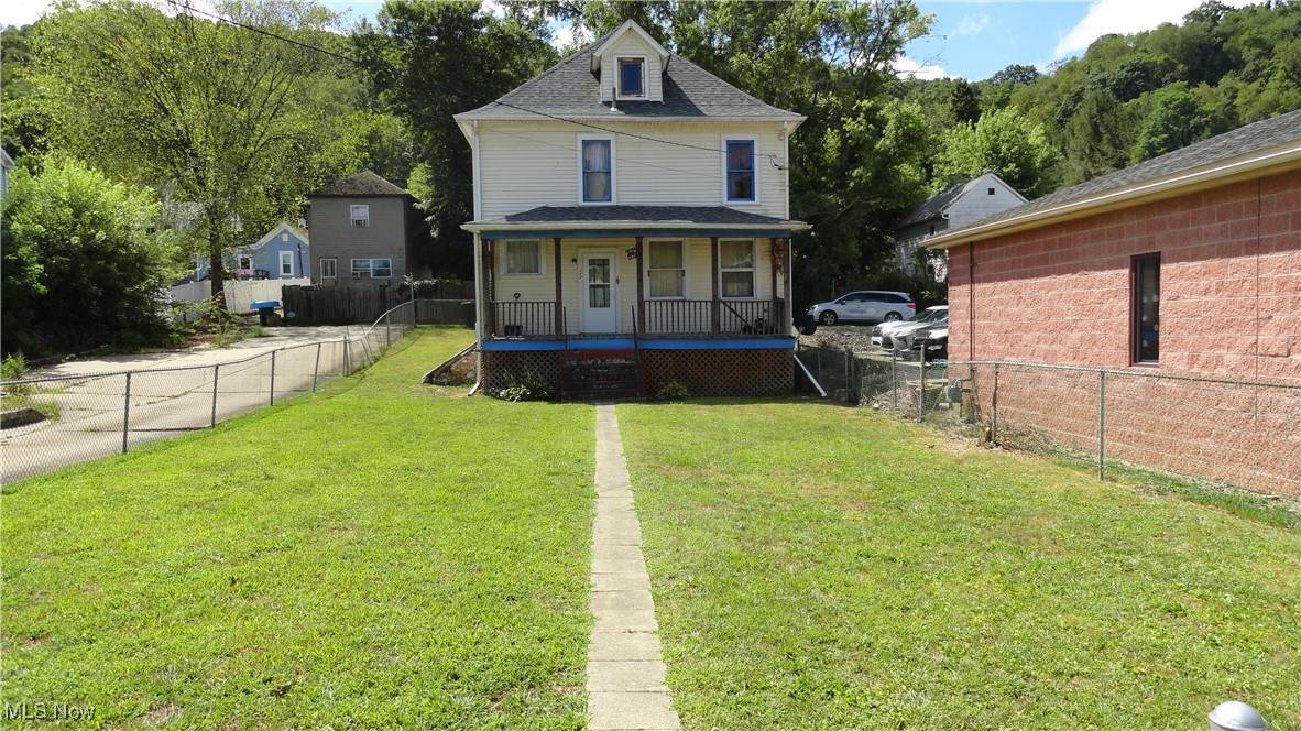 122 Carolina Avenue - Photo 1