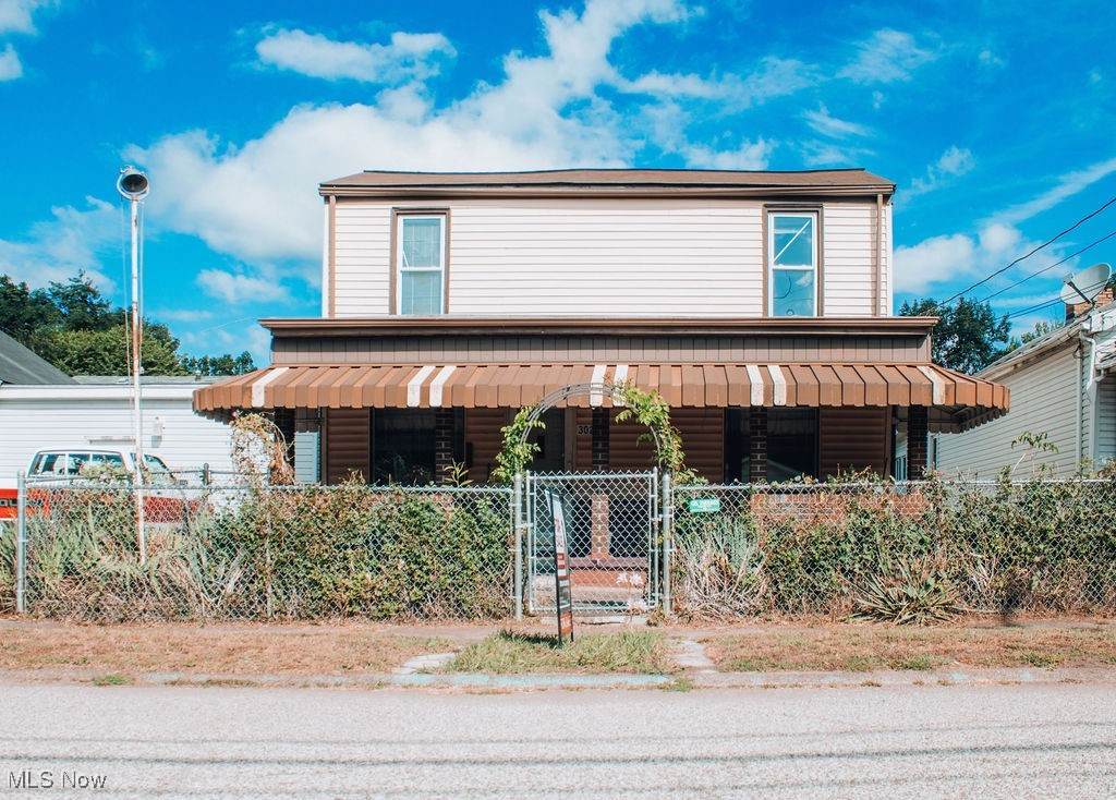 302 Filmore Street - Photo 1