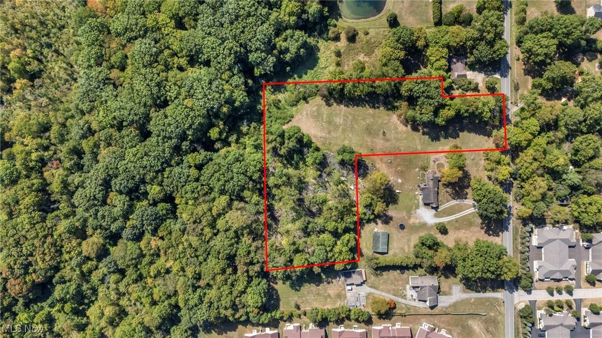  Sharrott Road - Photo 1