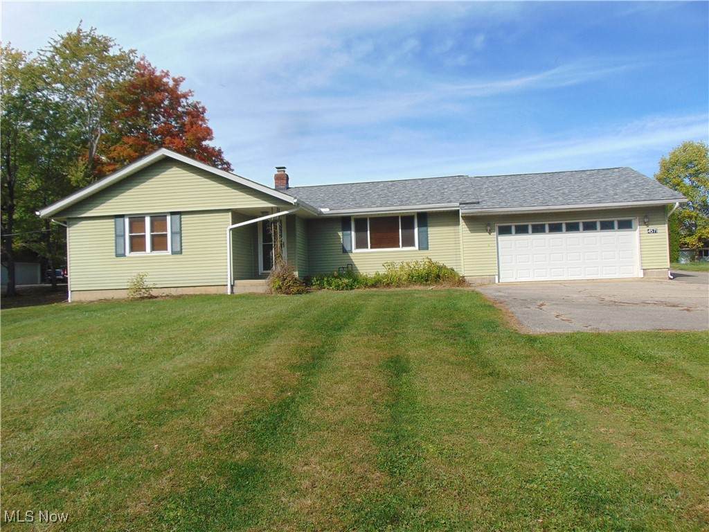 4571 River Road - Photo 1