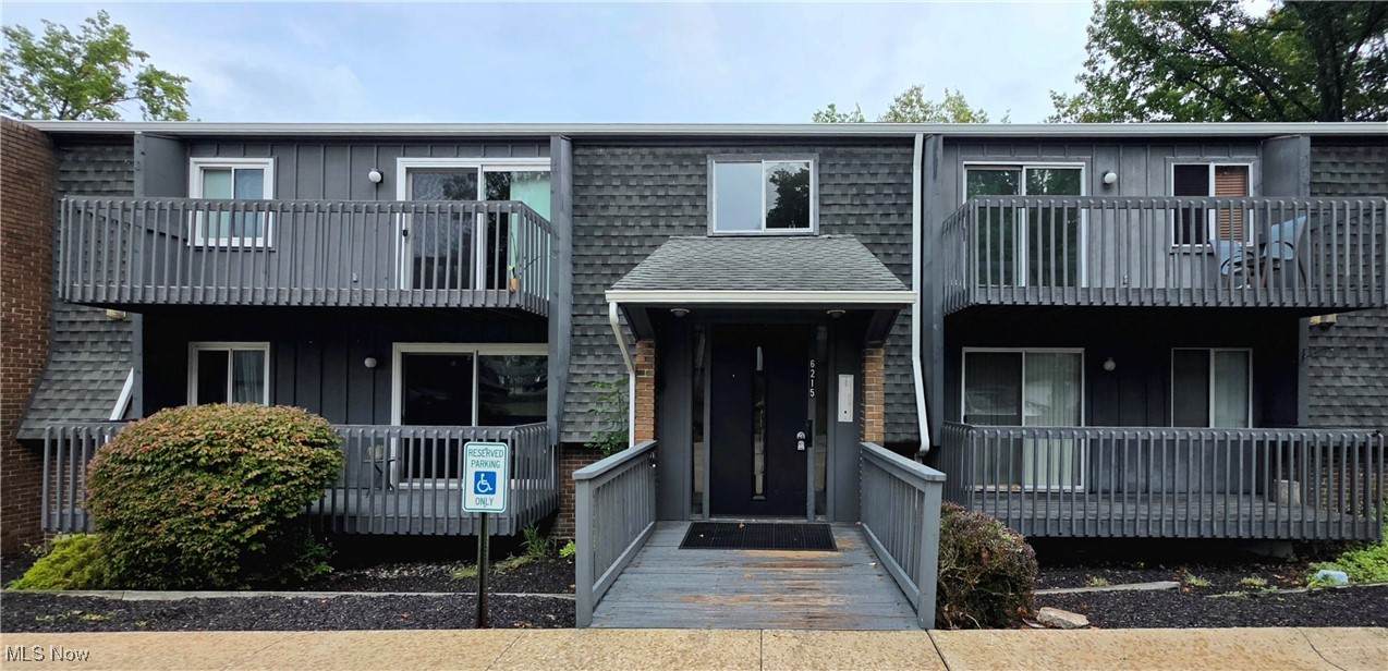 6215 Hidden Creek Drive - Photo 1