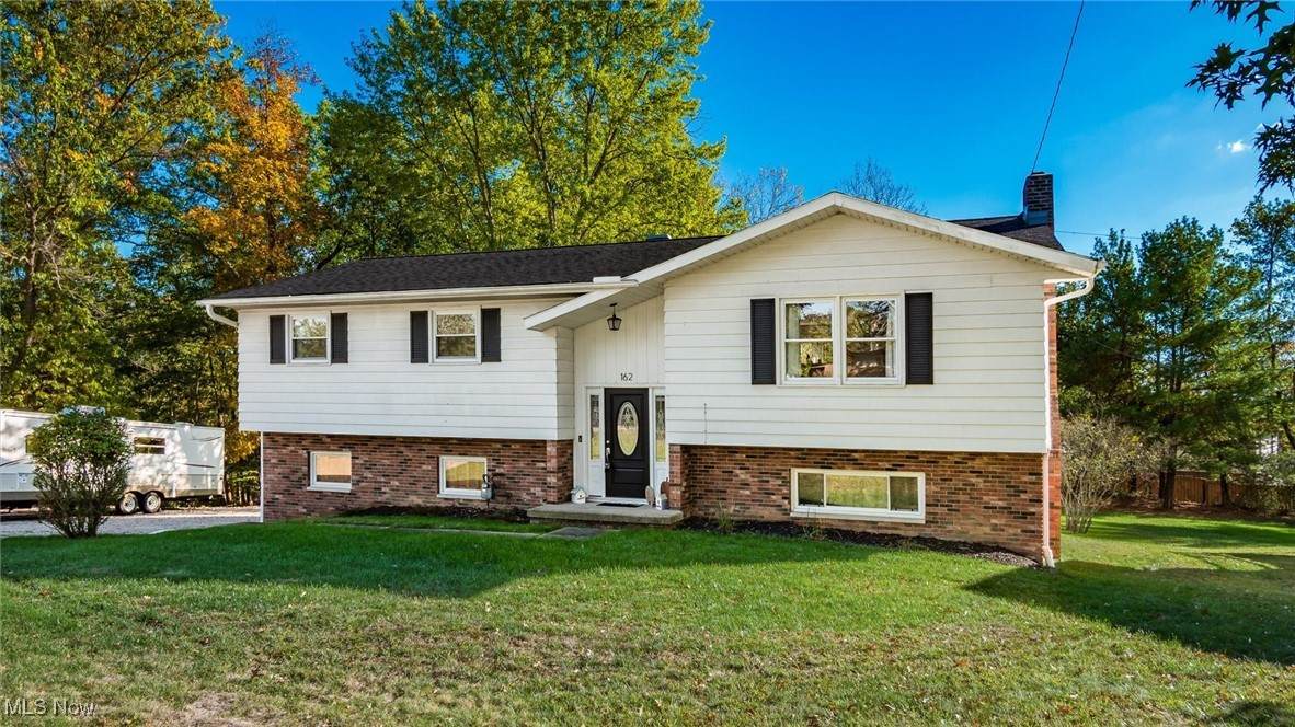 162 Newman Street - Photo 1