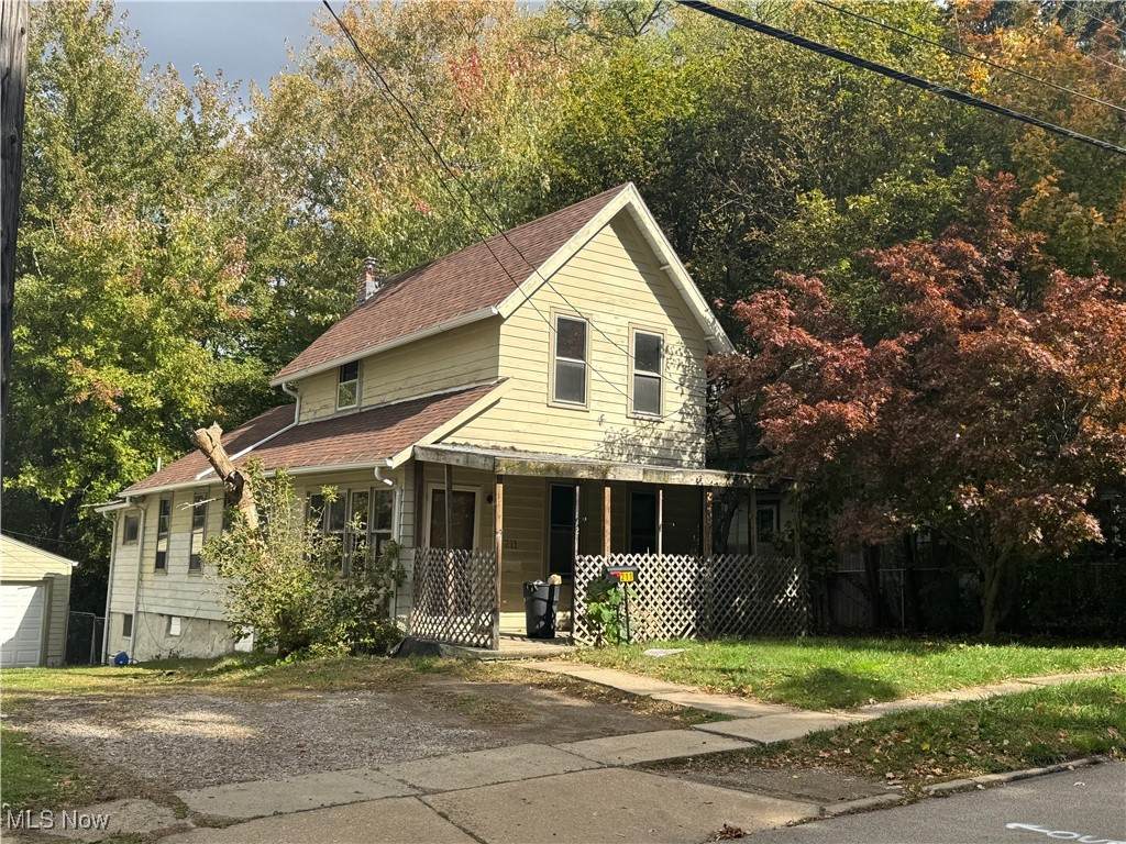211 58th Street - Photo 1