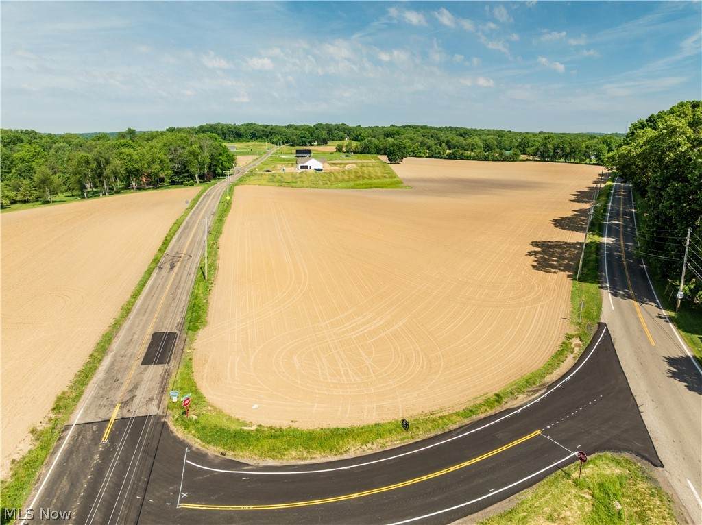  Lafayette Drive - Photo 1