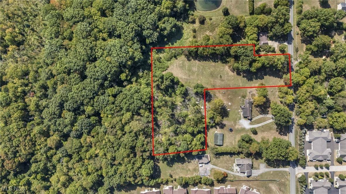  Sharrott Road - Photo 1