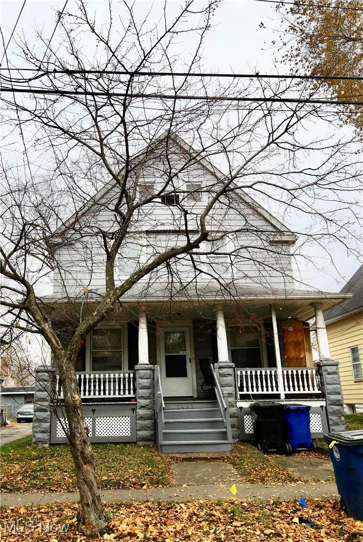 3485 54 Street - Photo 1