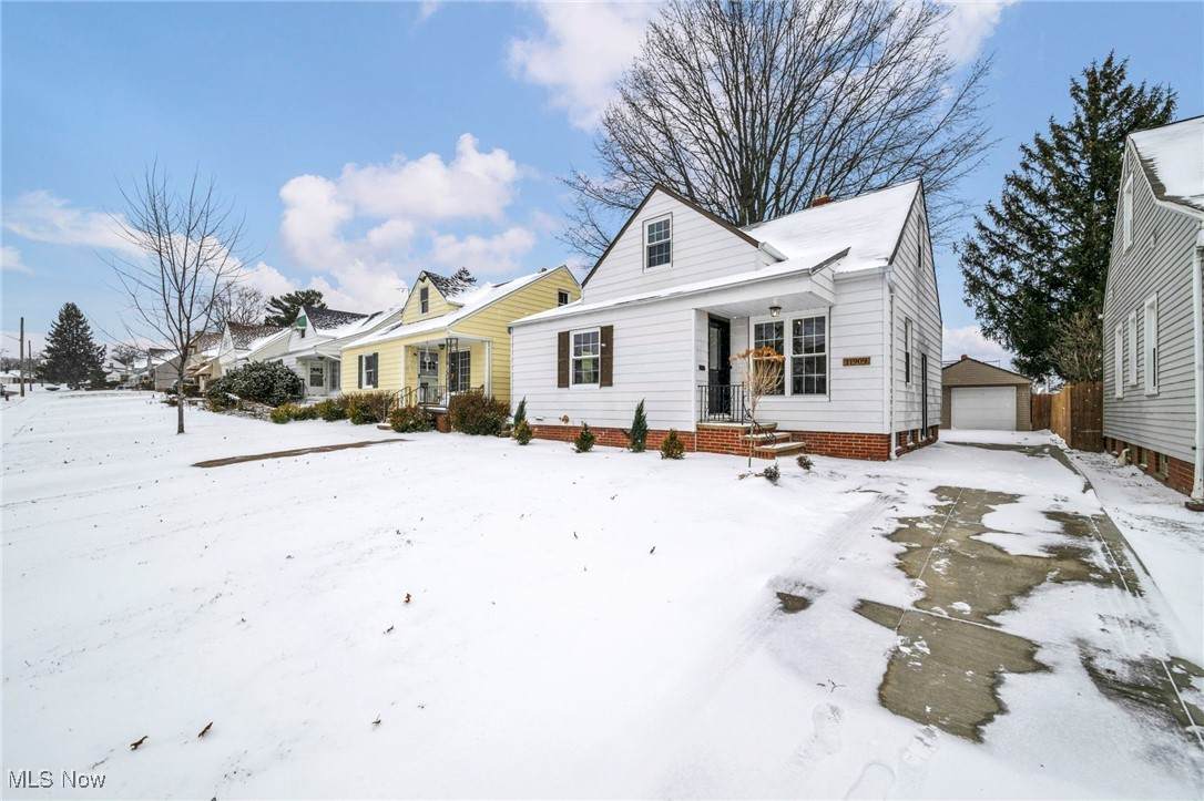 11909 Hastings Road - Photo 1