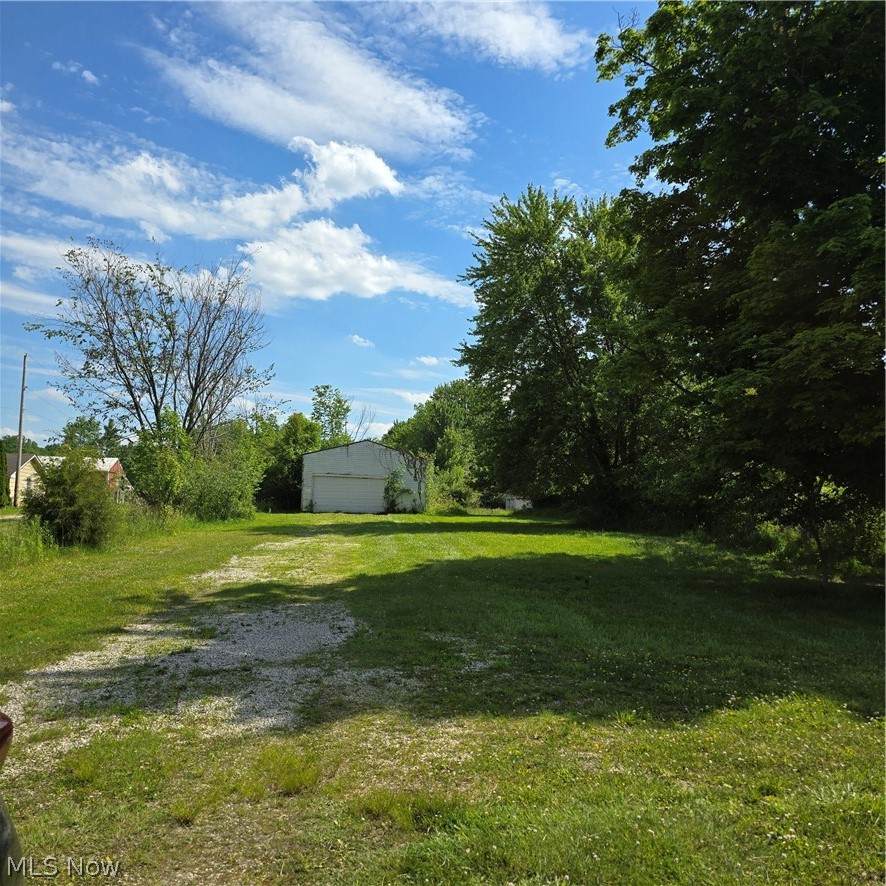 3852 Sleepy Hollow Road - Photo 1